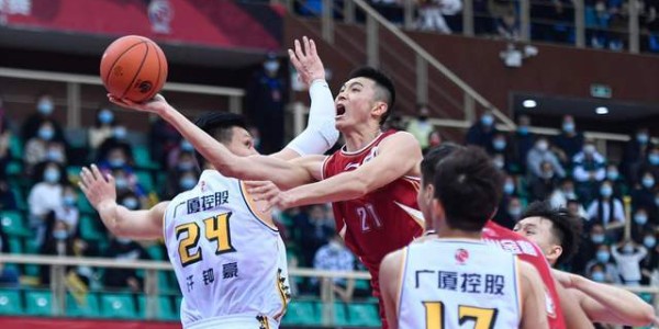  孙铭徽准三双广厦力克浙江稠州金租