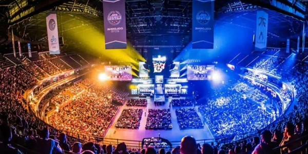  跨赛区鏖战成就电竞史上新篇章