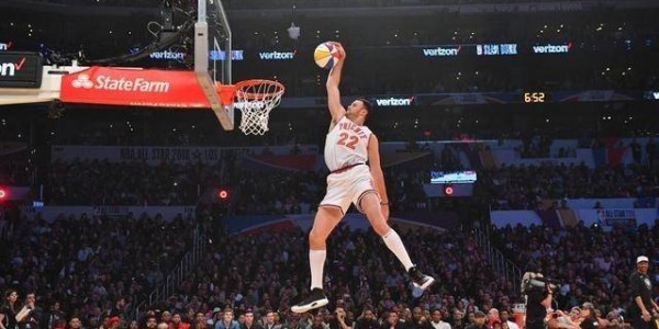  扣篮大赛创意无限，飞行大队竞逐天际