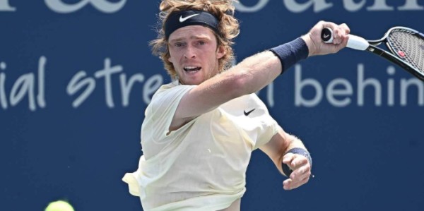  卢布列夫决胜长盘，蒙特卡洛大师赛称王