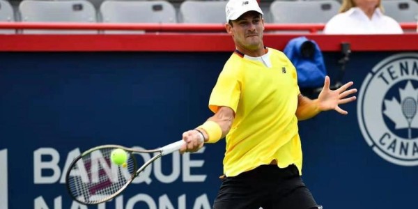  阿尔卡拉斯逆转取胜展现大心脏