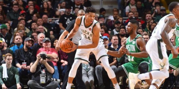  霍乐迪防守立功雄鹿险胜凯尔特人