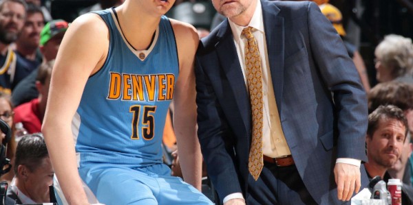  约基奇统治内线掘金豪取五连胜