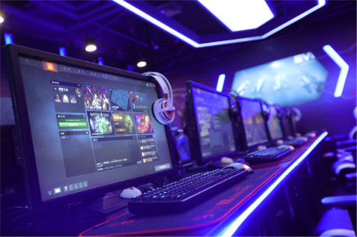  电竞嘉年华盛大开幕，万千玩家共襄盛举