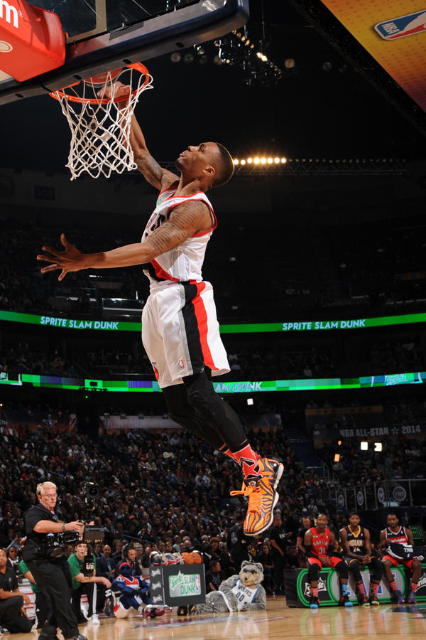  扣篮大赛惊现空中接力神配合