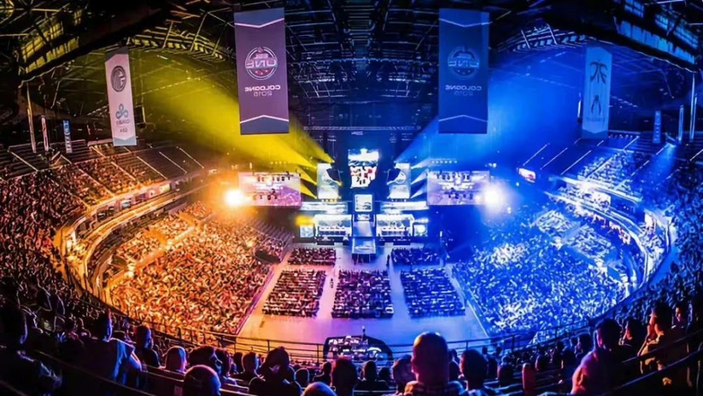  跨赛区鏖战成就电竞史上新篇章