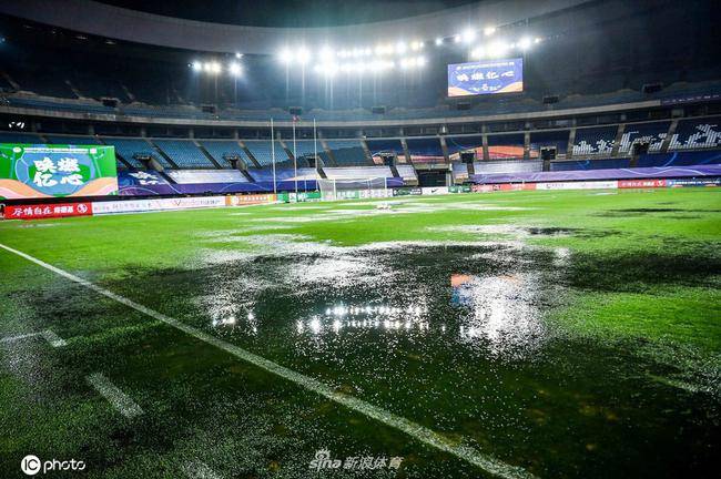  夜间灯光球场投入使用，延长训练时间助力选手备赛  