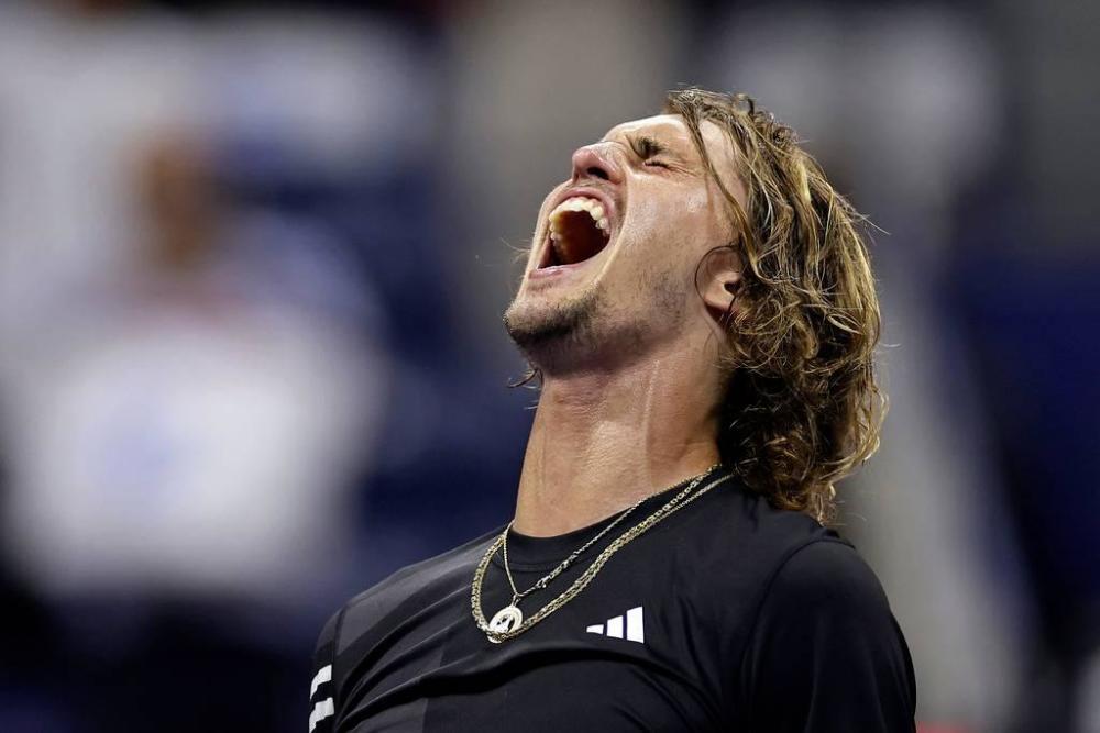  阿尔卡拉斯强势突围，新生代统治罗兰加洛斯