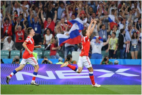  青春风暴席卷赛场，年轻军团展露锋芒